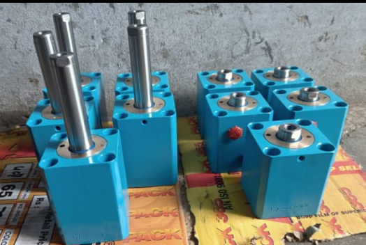 Hydraulic Compact Cylinders - view 5